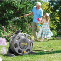 Hozelock Free Standing Empty Hose Reel (30m Capacity) -Outdoor Garden Care 5010646015059 2