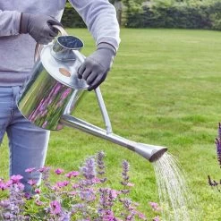 Smart Garden 9 Litre Long Reach Galvanised Steel Watering Can -Outdoor Garden Care 5050642047289 2