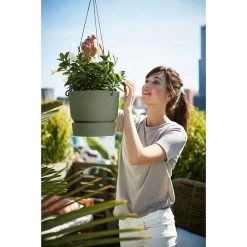 Elho 24cm Leaf Green Greenville Hanging Basket Planter 10 Elho 24cm Leaf Green Greenville Hanging Basket Planter -Outdoor Garden Care 8711904332440 4